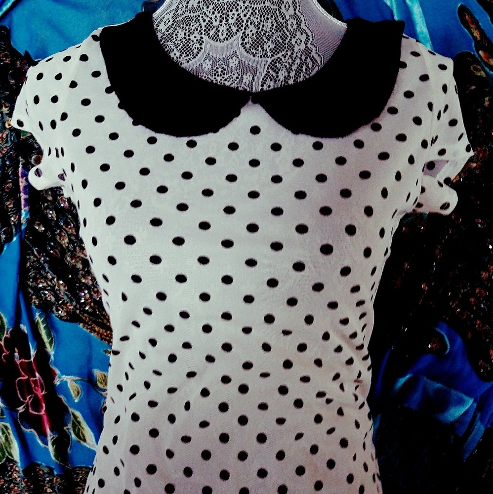FreeKisses Polka Dot Blouse🌹